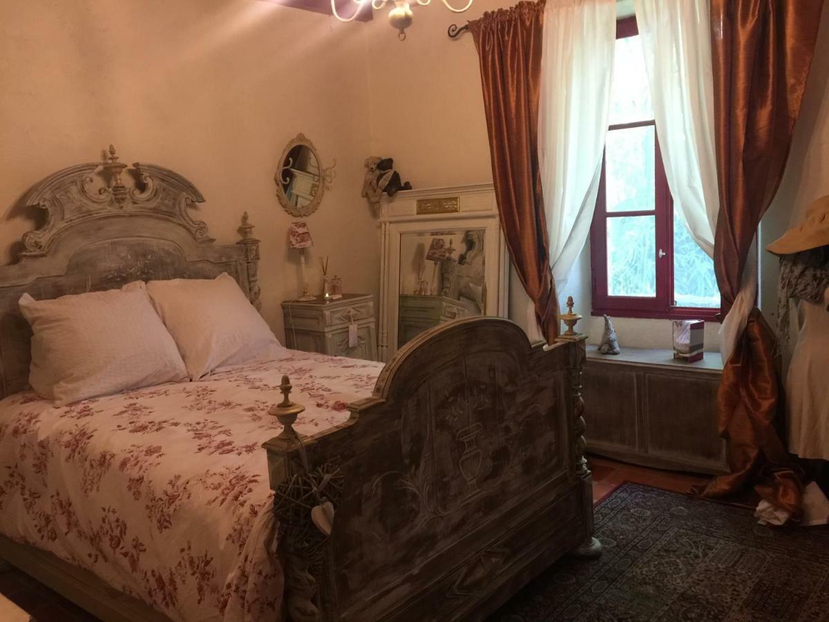 Les Lèves-et-Thoumeyragues Le Peyrail Bed & Breakfast エクステリア 写真